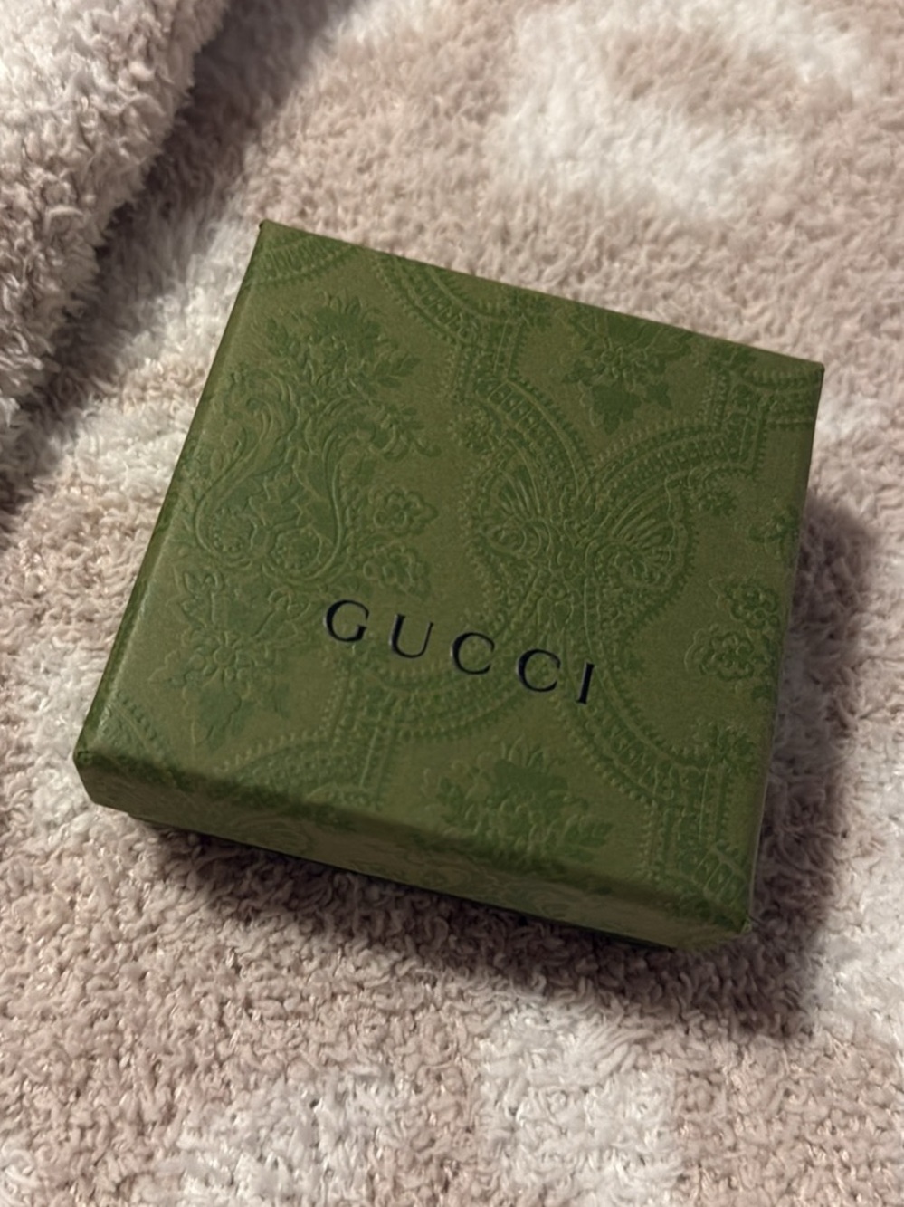 Gucci Silver Interlocking G Openwork Ring - Picture 3 of 7